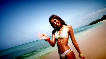 Big Tits On The Beach